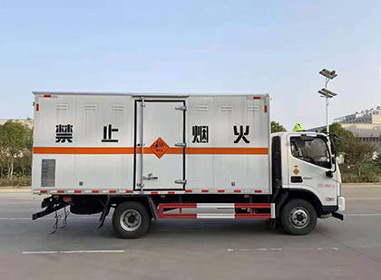 紫阳爆破器材运输车